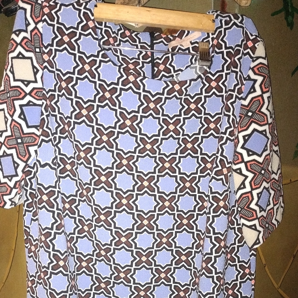 Geometric Blue and White Women's Shift Dress - Picture 4 of 5